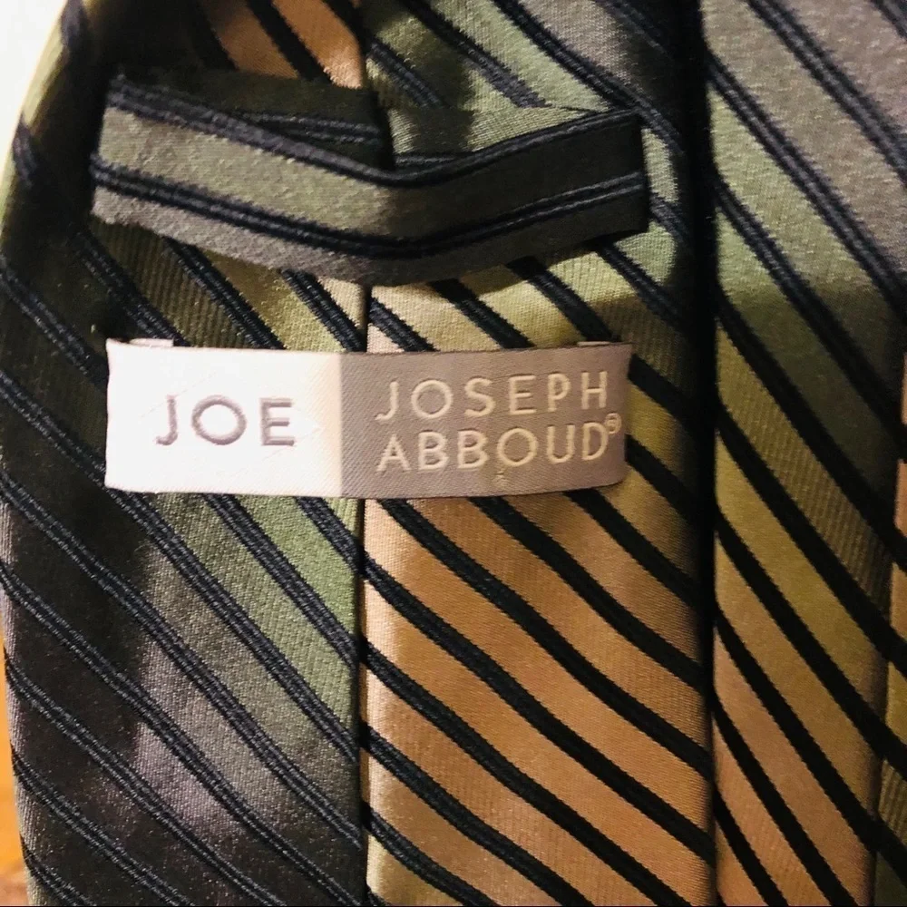 JOE Joseph Abboud Mens 100% Silk Necktie